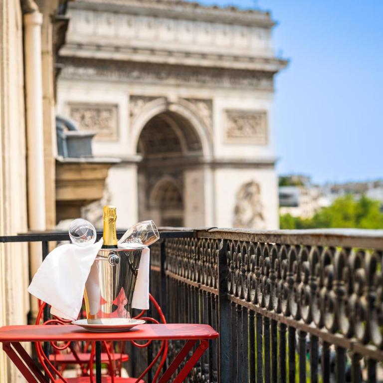 Hôtel Belfast - Chambre Double Supérieure avec Balcon - Vue sur Arc de Triomphe - 1