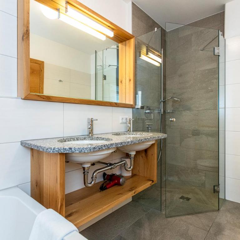 Appartements Ferienwohnungen Unser Unterberg - Apartment mit 2 Schlafzimmern - 12