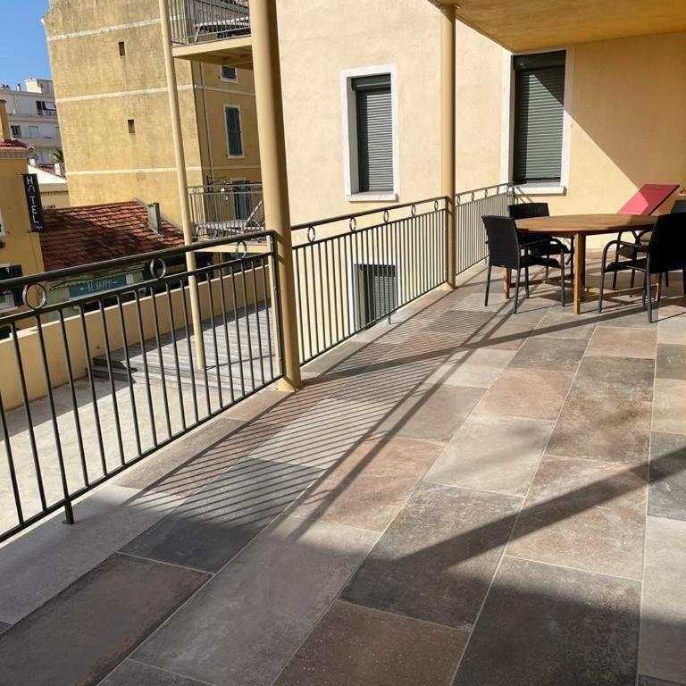 Résidence Le Provence - Appartement avec Balcon - 9
