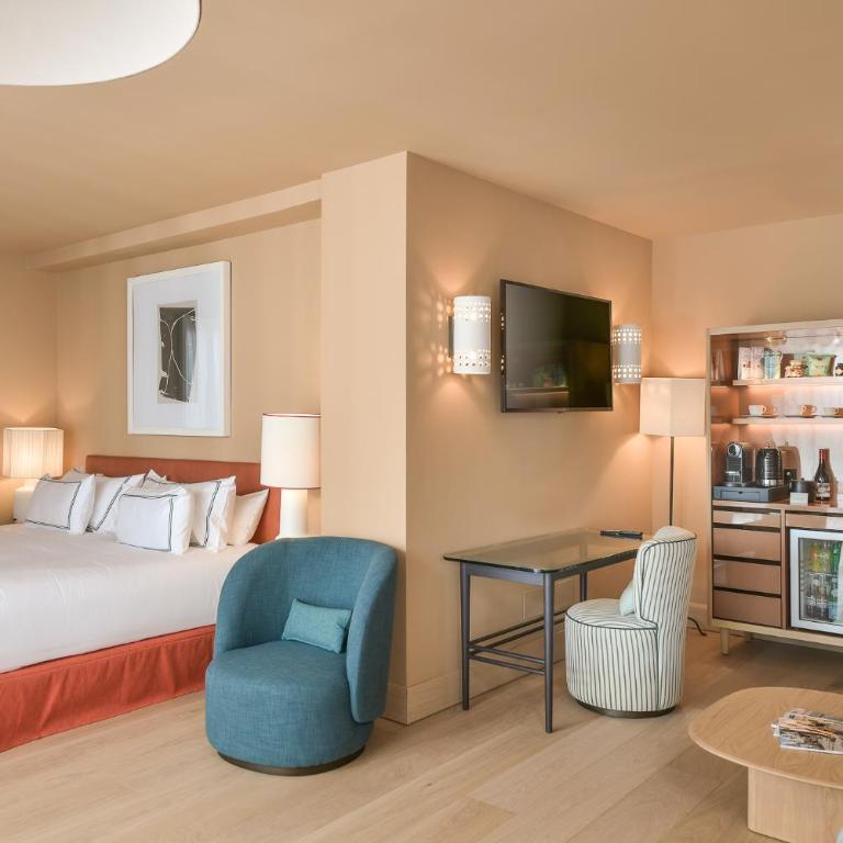 El Fuerte Marbella - Suite Junior con vistas parciales al mar (2 adultos + 1 niño) - 3