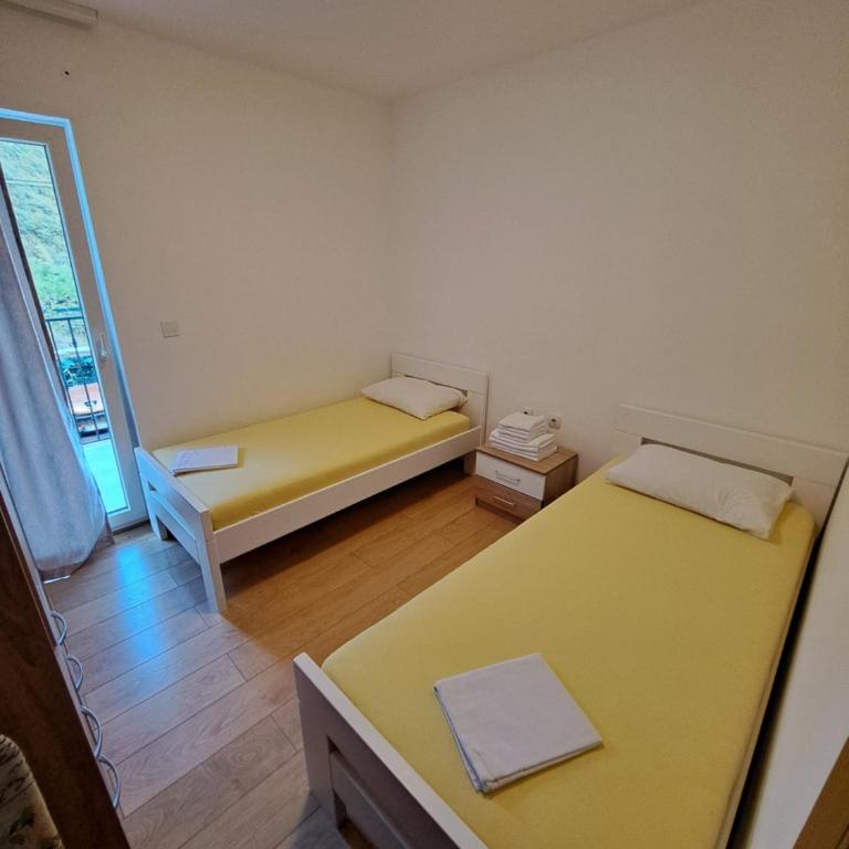 Guest House Martinovic - Two-Bedroom Apartment - 24