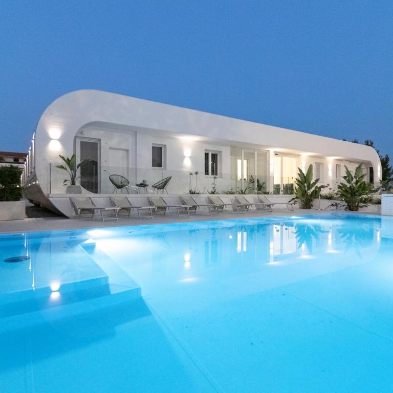 Residence Stellaris Apartrooms - Appartamento con Vista Piscina - 1