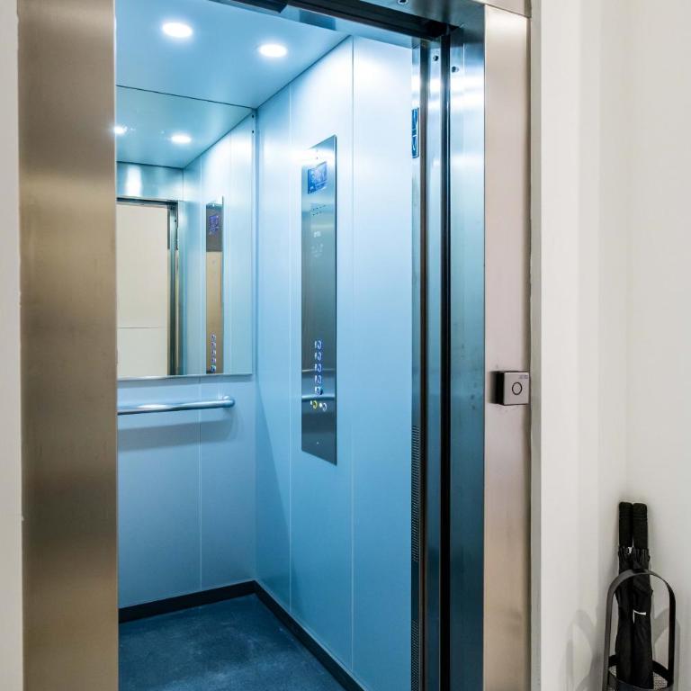 Well Lit and Creatively Designed Apartment - Apartamento de 2 dormitorios - 26