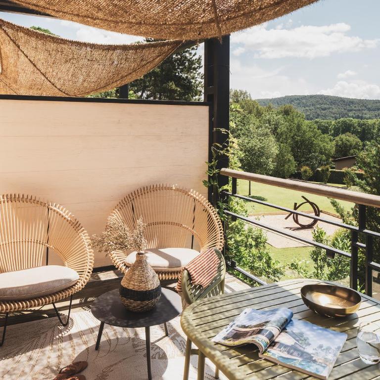 Les Lodges Sainte-Victoire Hotel & Spa - Chambre Double Deluxe - 3