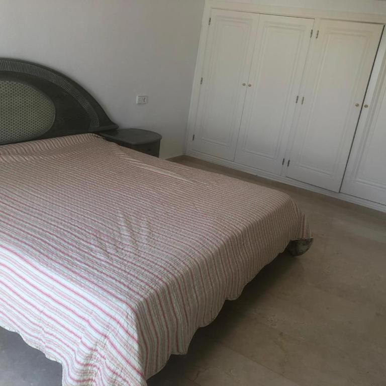 Casa Orihuela Costa con parking privado y piscina - Casa de 3 dormitorios - 2