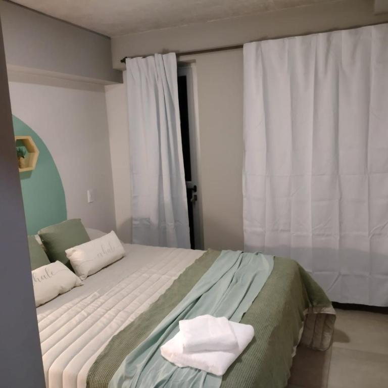 Leguizamon Studios & Suites Premium - Quadruple Room with Garden View - 12