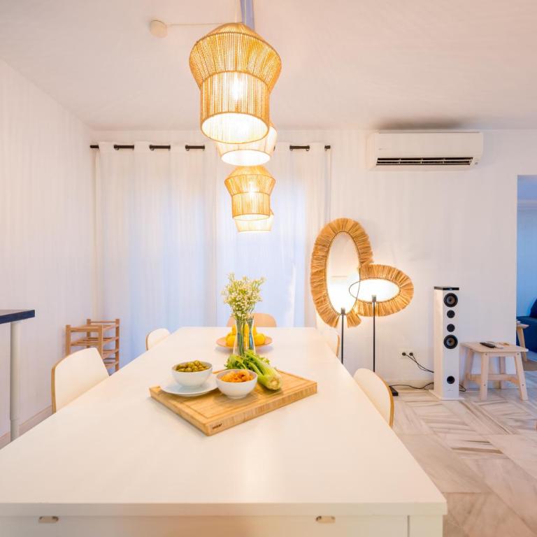 Typical beach house Las Chapas Playa with heated pool - Villa con vistas al mar - 9