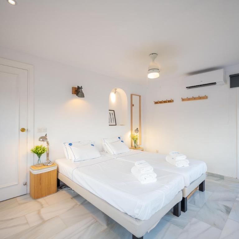 Typical beach house Las Chapas Playa with heated pool - Villa con vistas al mar - 24
