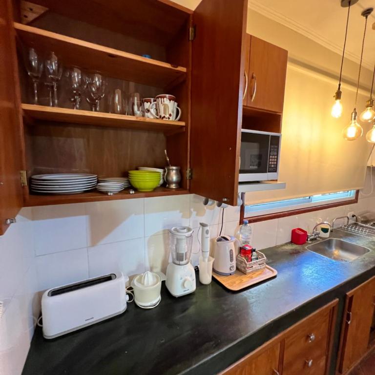 Flora Apartments - Apartment with Balcony - 52