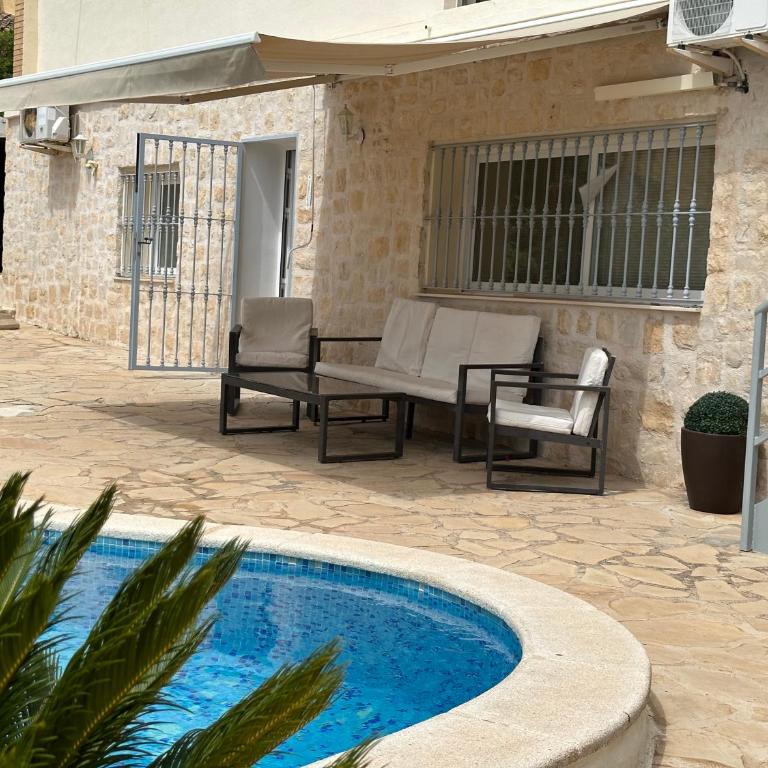 Apartamentos en la villa con el territorio común en Calpe - Three-Bedroom Apartment - 12