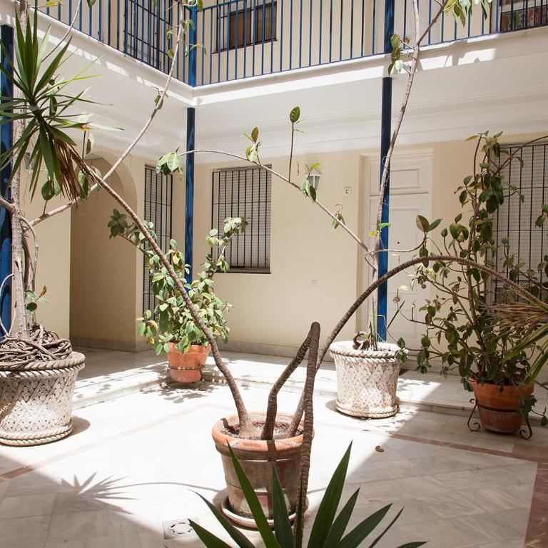 GoToSeville Siete Revueltas - Studio - 18