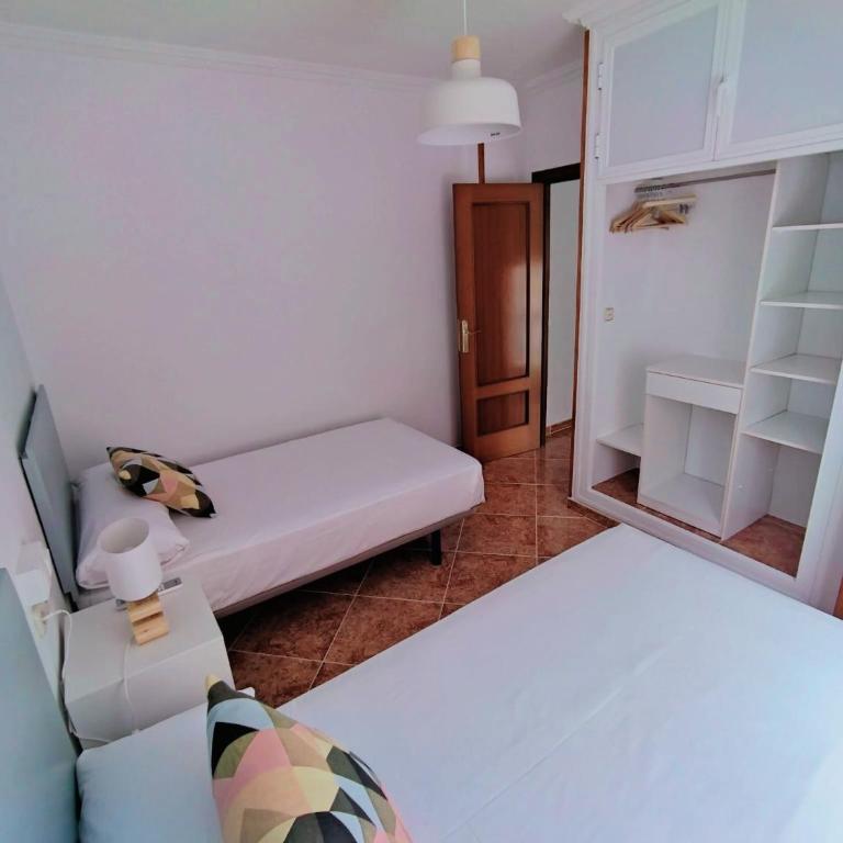 Casa playa, terraza y garaje - Apartamento de 3 dormitorios - 10