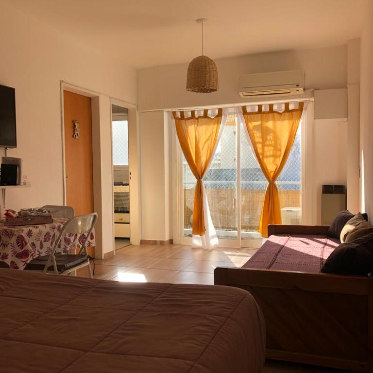Departamento En Flores Av Avellaneda, Nazca Excelente Ubicación En Centro Comercial - Apartamento de 1 dormitorio - 1