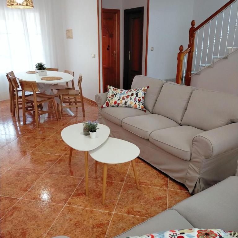 Casa playa, terraza y garaje - Apartamento de 3 dormitorios - 4