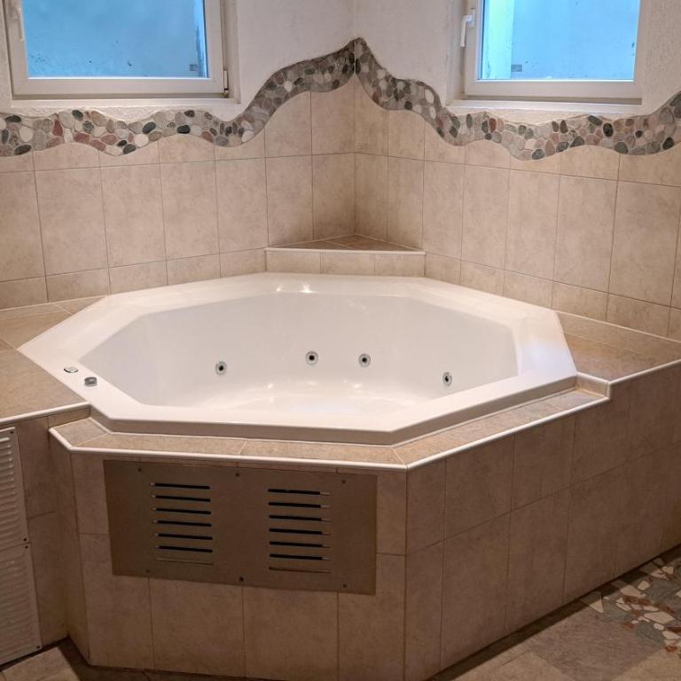 Haid Top 3 - Apartment mit 1 Schlafzimmer und Dusche - 5