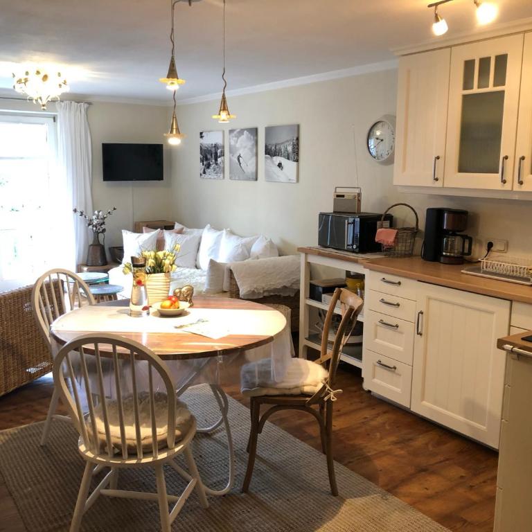 Ferienwohnung Lisi Hartmann - Apartment mit Balkon - 10