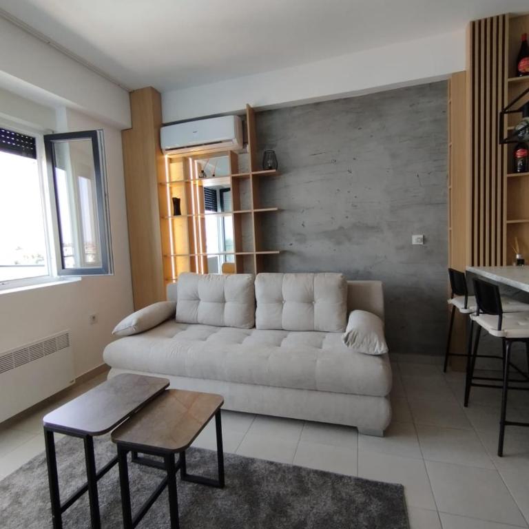 Bella Vista - One-Bedroom Apartment - 28