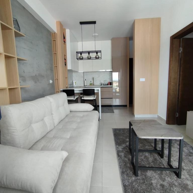 Bella Vista - One-Bedroom Apartment - 27