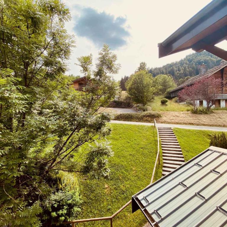 Charmant studio avec balcon et parking couvert, proche télémix et pistes, à La Clusaz - FR-1-459-61 - Studio - 11