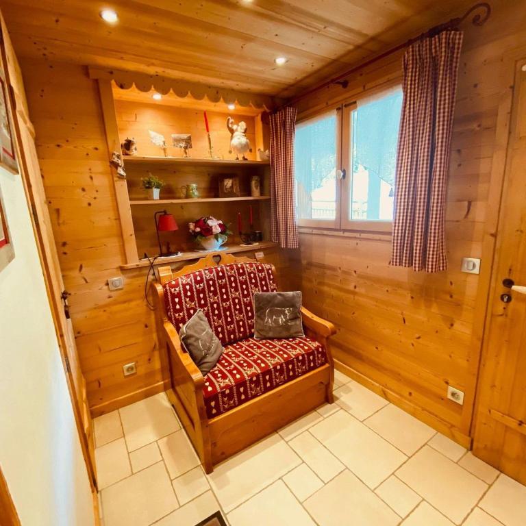 Appartement cosy 4/5 personnes, proche pistes de ski, balcon sud, parking inclus - La Clusaz - FR-1-459-68 - Apartamento (5 adultos) - 8