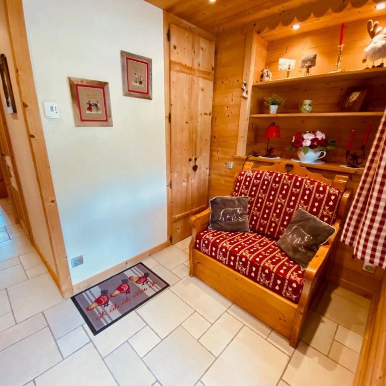 Appartement cosy 4/5 personnes, proche pistes de ski, balcon sud, parking inclus - La Clusaz - FR-1-459-68 - Apartamento (5 adultos) - 9