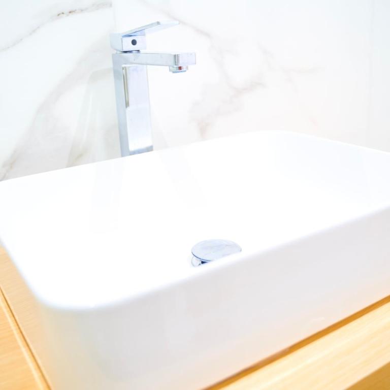 Suite N.2 [500mt da Policlinico/10min da Stazione] - One-Bedroom Apartment - 10