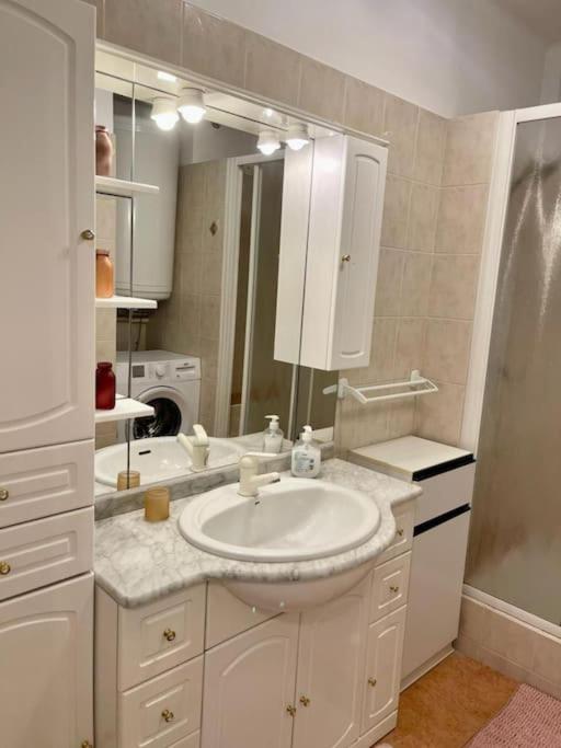 Très bel appartement sur la plage avec grande terrace face à la mer! La Goelette - Apartamento de 1 dormitorio - 11