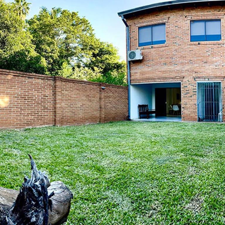 Duplex Ycua San Carlos, Luque - a 10 minutos de Aeropuerto - Casa de 3 dormitorios - 6
