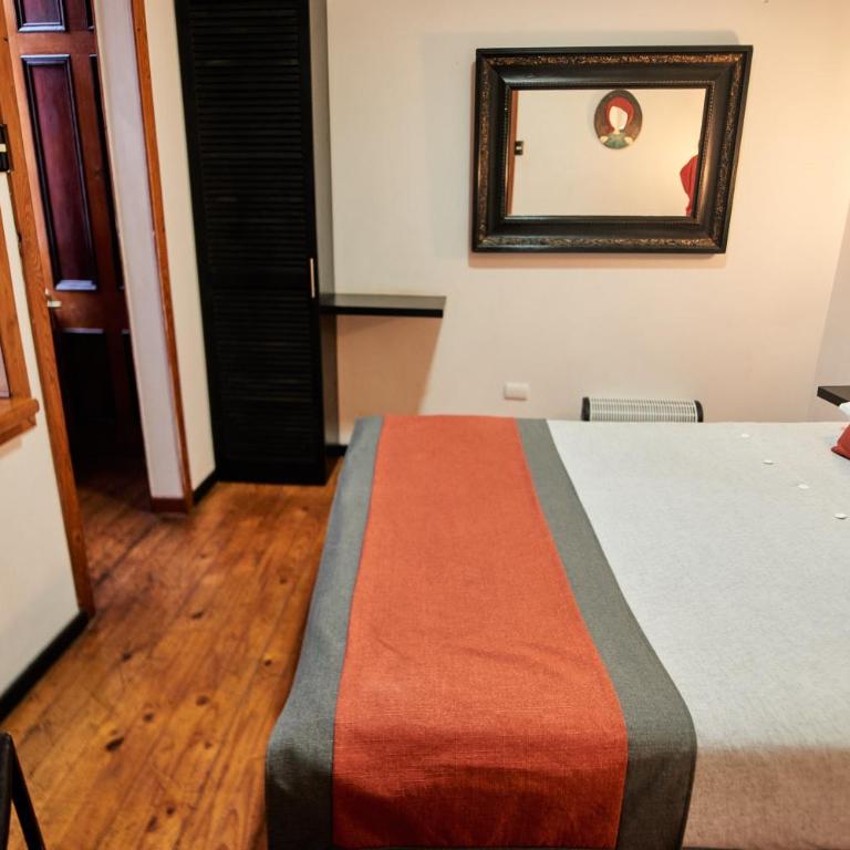 Maki Hostels & Suites Valparaiso - Habitación Doble con baño privado - 1