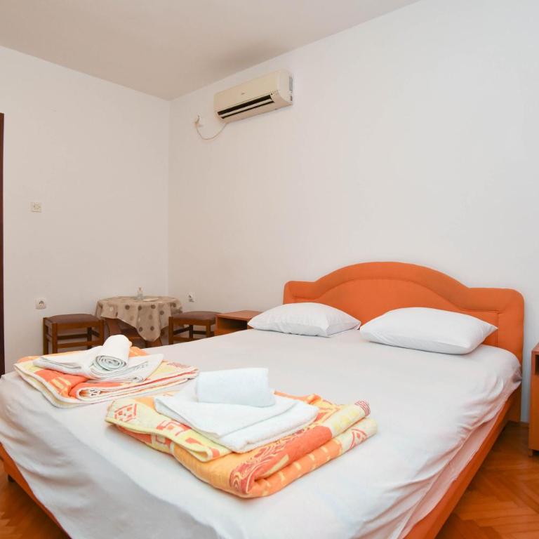 Apartment Senka - Standardna Dvokrevetna Soba sa Bračnim Krevetom - 1