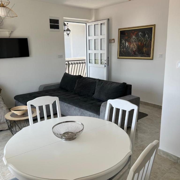 Fortunella Apartments - Apartment with Terrace - 1