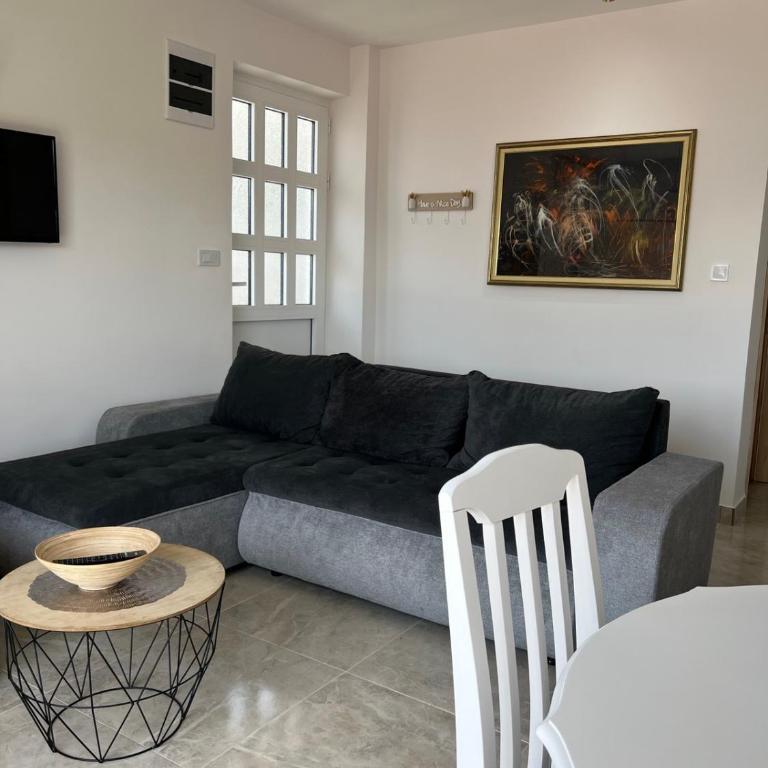 Fortunella Apartments - Apartment with Terrace - 2
