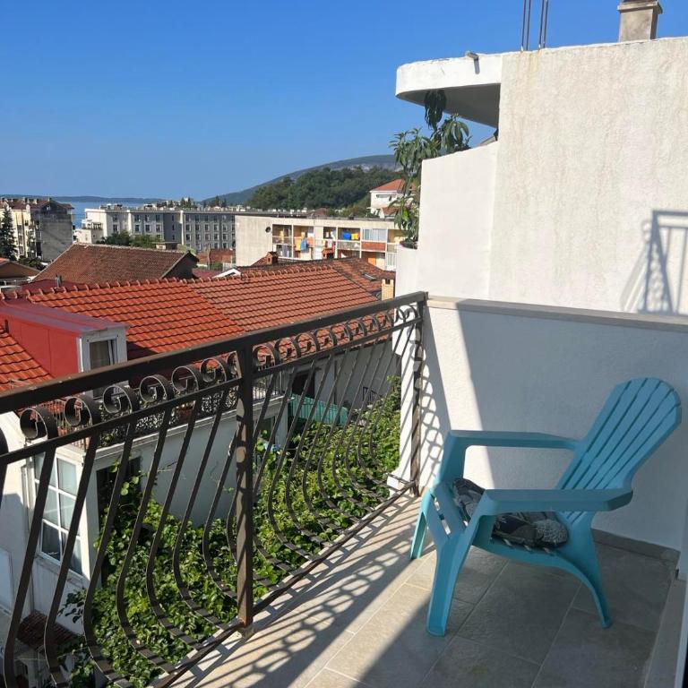 Fortunella Apartments - Apartment with Terrace - 4