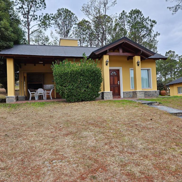 Casa de Campo N 2 en Barrio Posta Carreta, Santa Rosa de Calamuchita - Casa de 3 dormitorios - 1