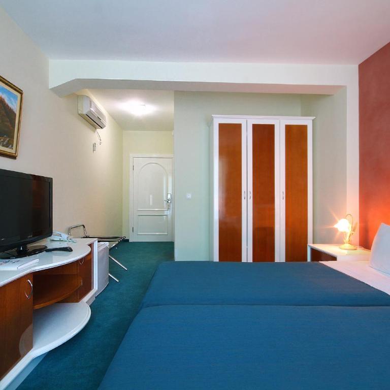 Hotel Bella Vista - Dvokrevetna Soba sa Bračnim Krevetom - 2