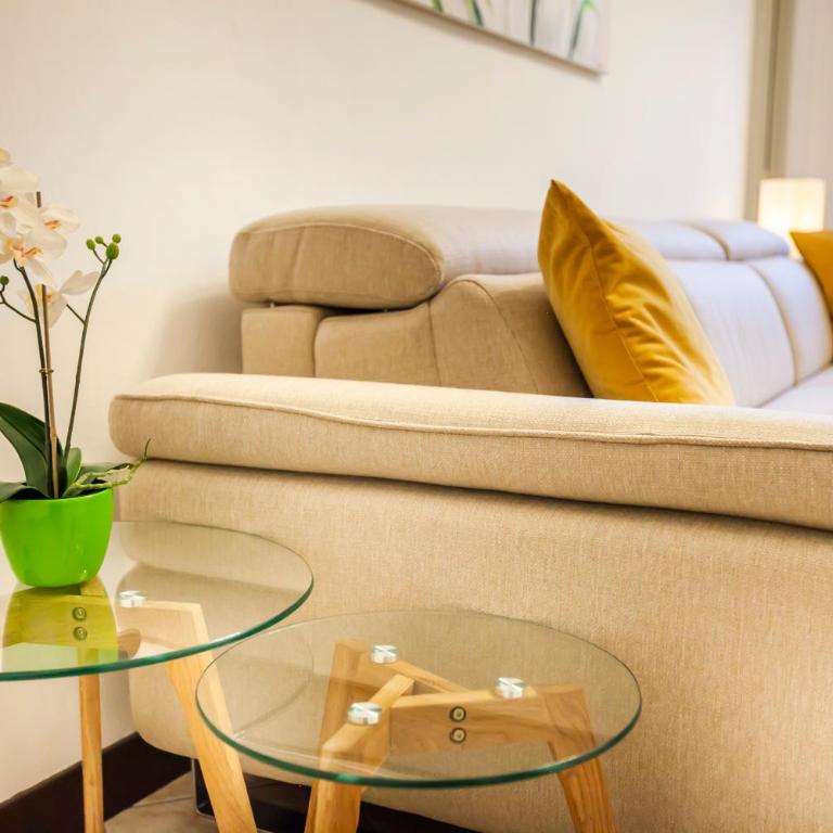 Lakeside - Two-Bedroom Apartment - 20