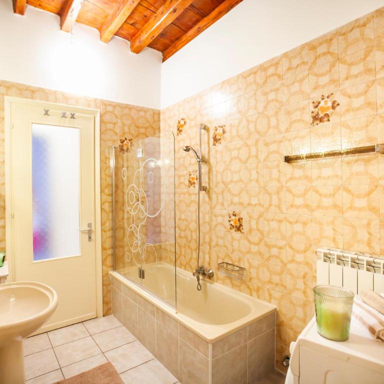 Lakeside - Two-Bedroom Apartment - 43