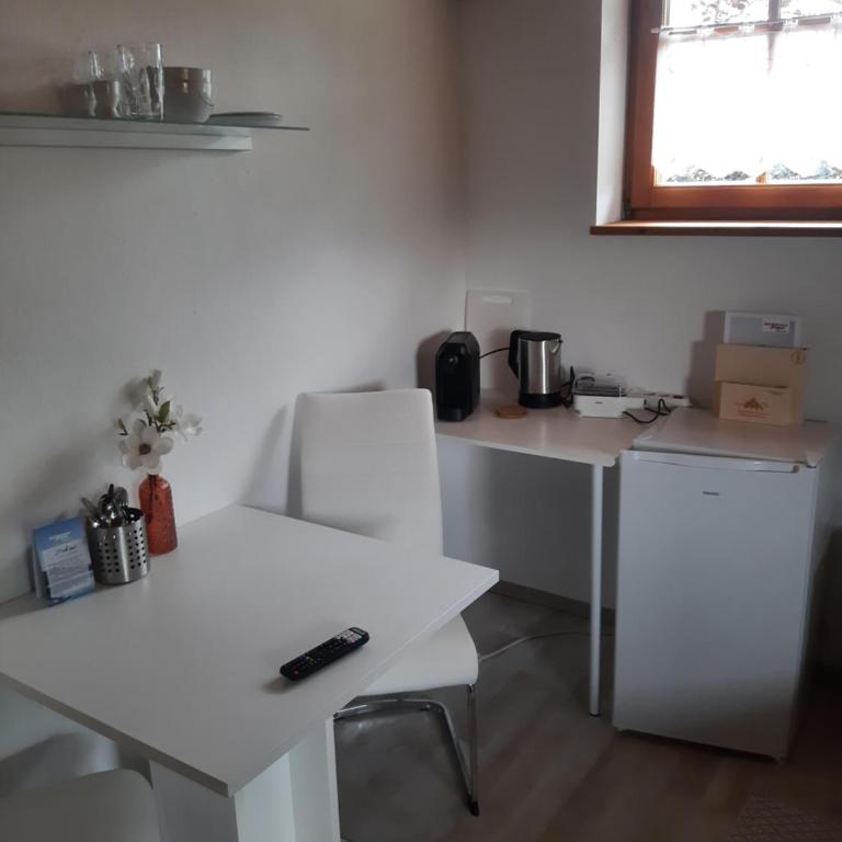 Haus Feiersinger - Double Room with Shared Bathroom - 15