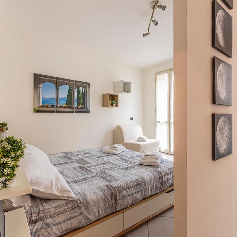 LAGO DI COMO - In Centro a 1 min da Lago e Stazione - Wifi - Appartamento con 1 Camera da Letto - 3
