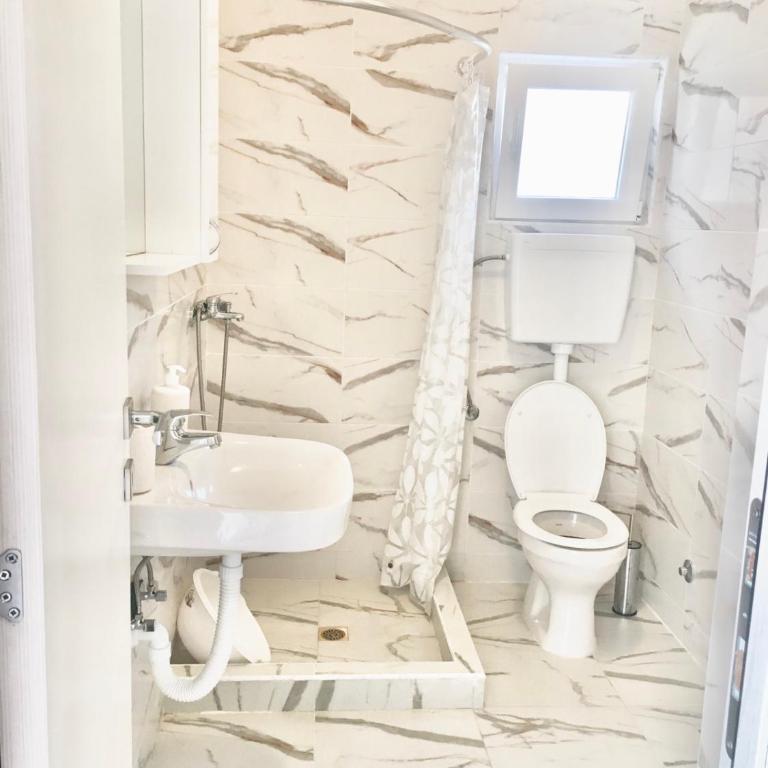 Dalukos Apartmani - Porodični Studio - 1