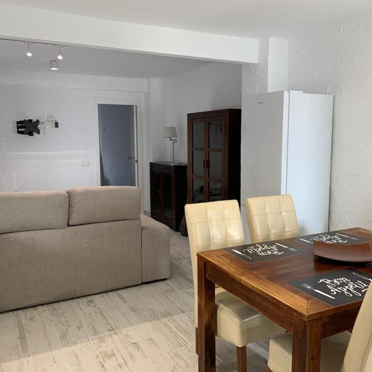 Villajoyosa Sweet - Two-Bedroom Apartment - 8