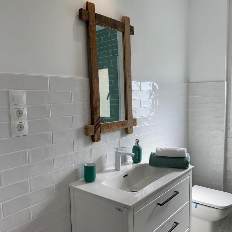 Villajoyosa Sweet - Two-Bedroom Apartment - 13