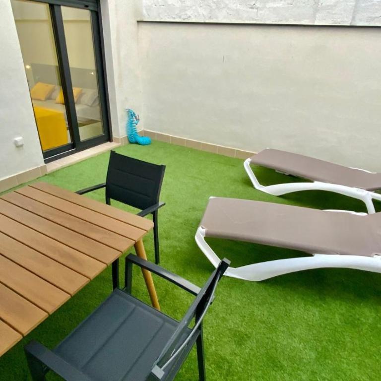AVA Flats - Apartment with Terrace - 16