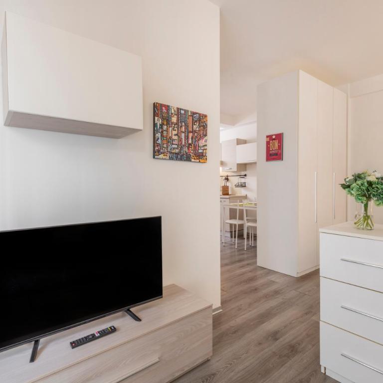 BnButler - Archimede 53 - Bright Studio - Appartamento con 1 Camera da Letto - 2
