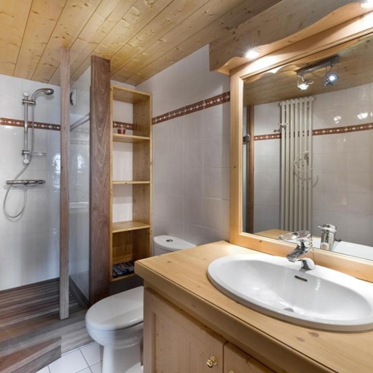 Sublime appartement 58m² Courchevel 1850 - 4/5 pers - Proche pistes, déco soignée, wifi, skis - FR-1-631-87 - Apartment - 5
