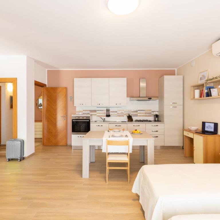 Appartamenti MOTIV Riccione - One-Bedroom Apartment - 10