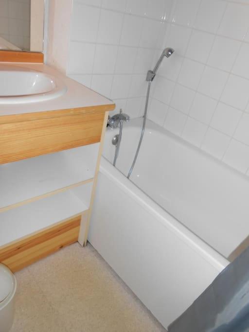 Jolie vue de l'Hélianthéme - Two-Bedroom Apartment - 6