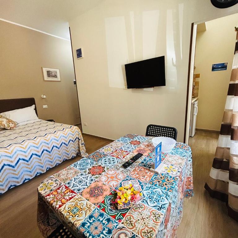 SicilyHouse Palermo - Double Room with Private Bathroom - 4