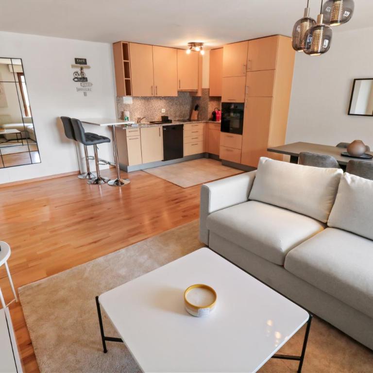 Logement chaleureux au coeur de la station - Appartement 1 Chambre - 12