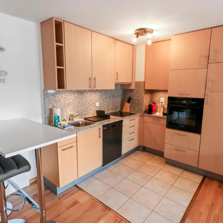 Logement chaleureux au coeur de la station - Appartement 1 Chambre - 4